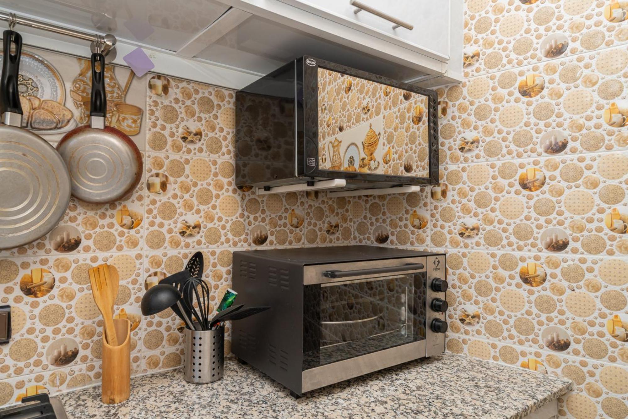Appartement Ensolleille Au Coeur De Tanger Exteriör bild