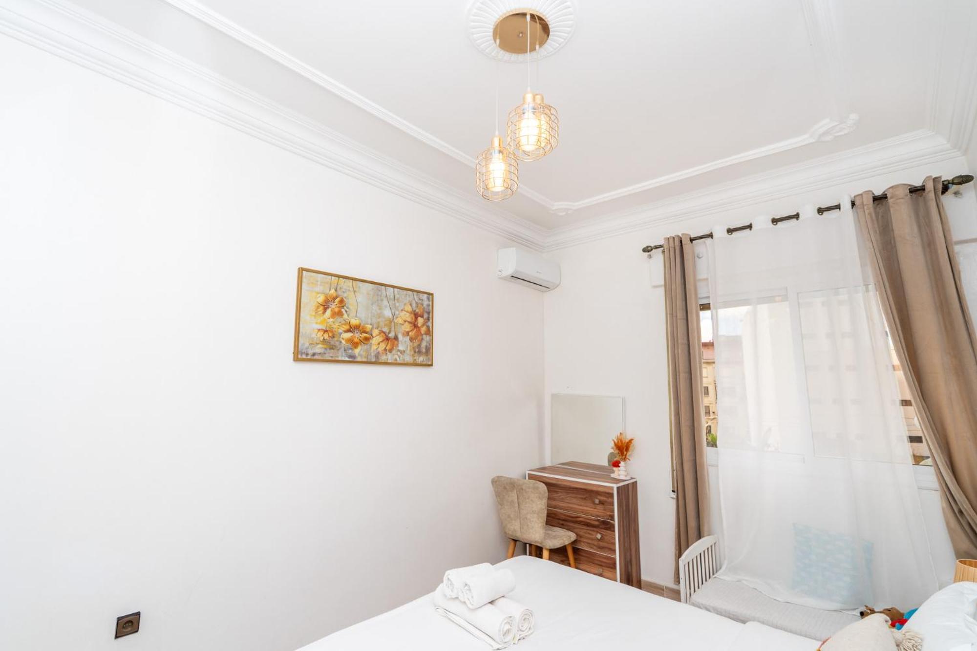 Appartement Ensolleille Au Coeur De Tanger Exteriör bild